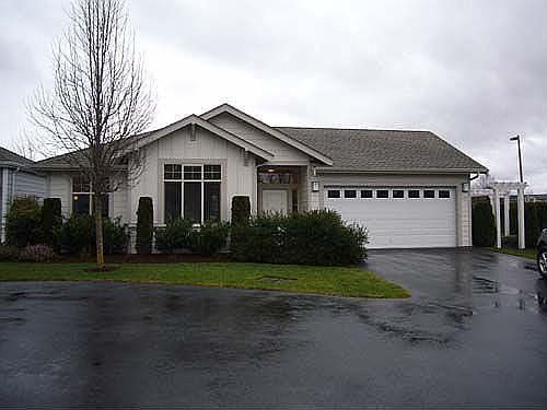 527 Creekbend Lane