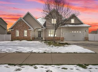 1997 N 400 W, Centerville, UT 84014