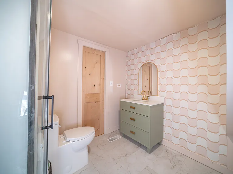 714 Villa St — Photo 6