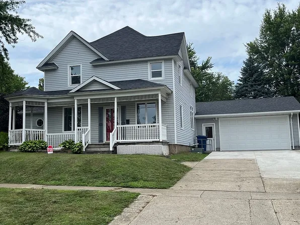221 2nd St, Manning, IA 51455