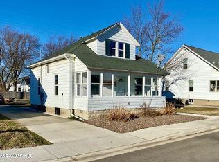233 Alpine Ave, Zeeland, MI 49464