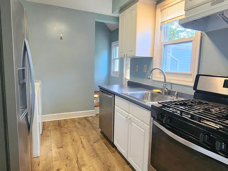 8016 Old Georgetown Rd — Photo 8