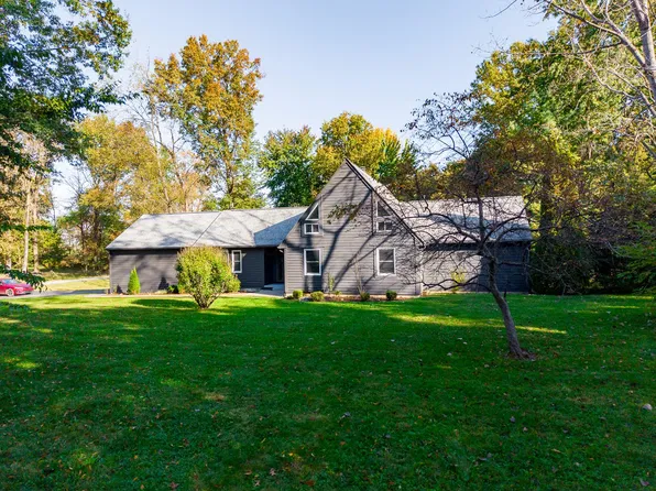 46 Donau Rd SW, Pataskala, OH 43062