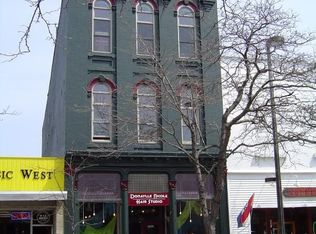 117 Washington Ave #A, Grand Haven, MI 49417