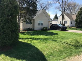 617 Warrior St, Round Lake Heights, IL 60073
