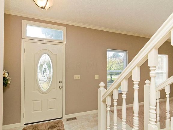 3rd image of 4270 Secludedwood Ct
