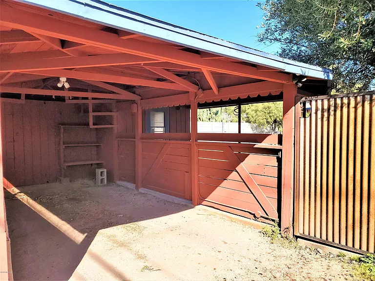 1746 E Copper St — Photo 26