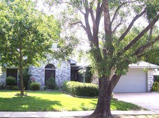 3722 Constitution Dr, Grand Prairie, TX 75052