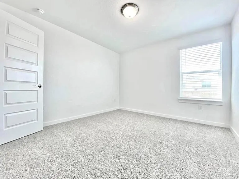 7925 Linnie Ln — Photo 29