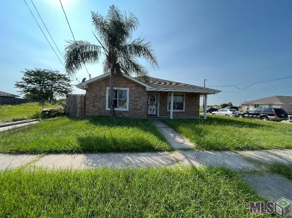 3424 Shangri La Dr, Chalmette, LA 70043