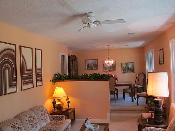 5th image of 722 Winged Foot Dr