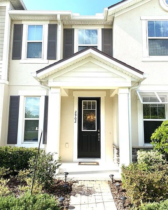 1st image of 2902 Windmill Dr