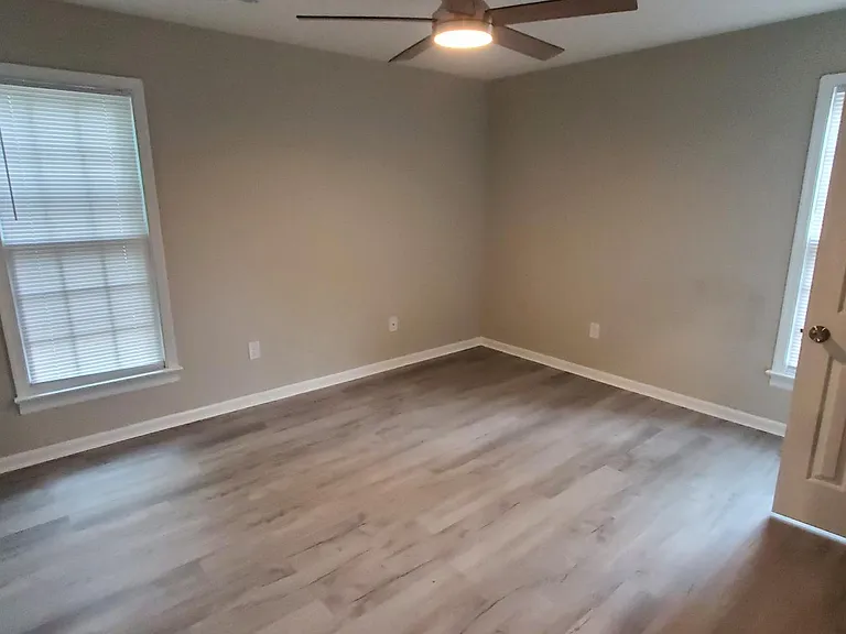 4608 Kingsrow Dr — Photo 7