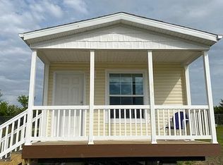 1500 E Linden Dr #127, Mount Pleasant, IA 52641
