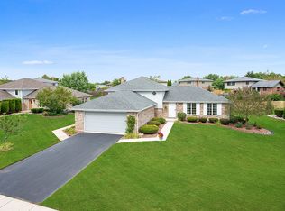 12120 White Pine Trl, Homer Glen, IL 60491