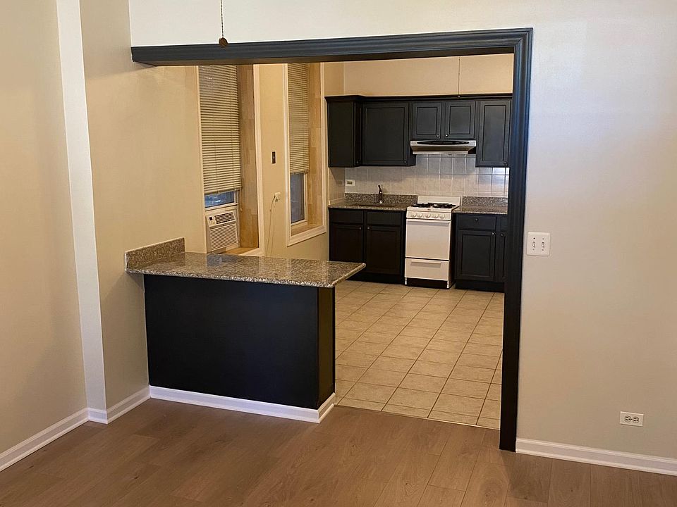 1st image of 1309 N Maplewood Ave #1R