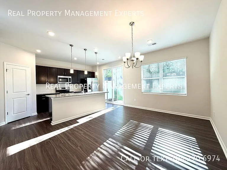 9300 Widden Way — Photo 6