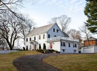 1564 Commonwealth Ave, Newton, MA 02465