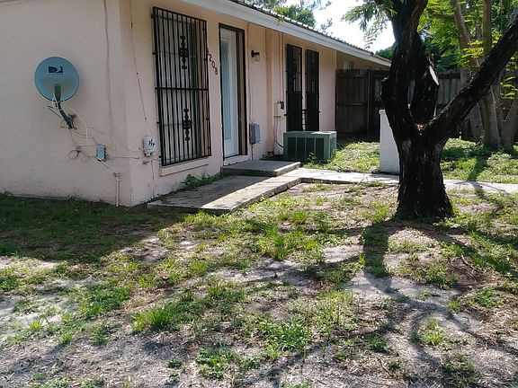 2nd image of 8208 Woodgate Ct