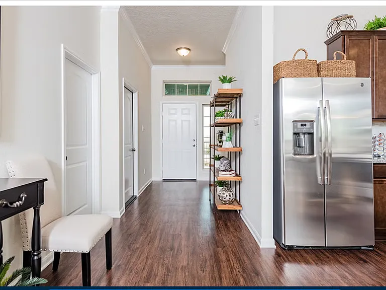 6304 Eldora Dr — Photo 2