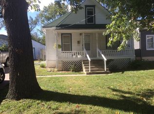 410 Allcutt Ave, Bonner Springs, KS 66012