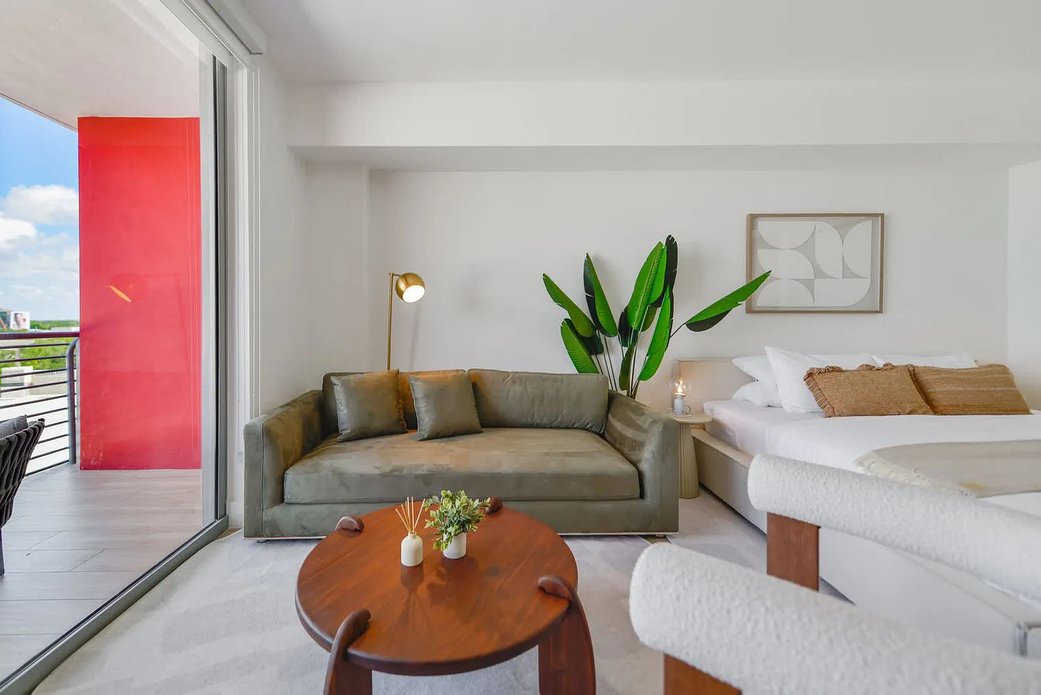 Studio, 1.0 bath, 559 sqft, $2,883 — Photo 2