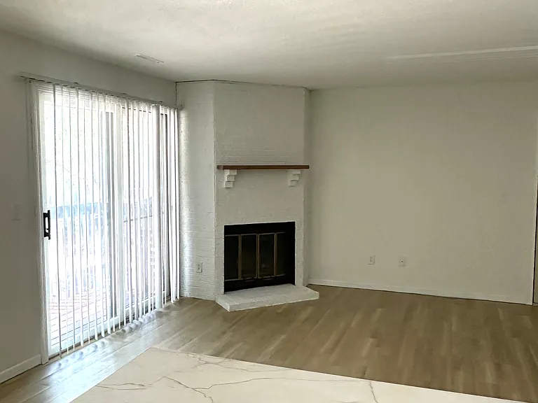 728 Westgate St — Photo 4
