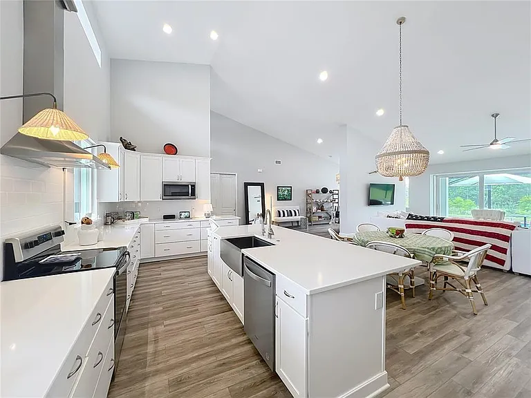 10224 Bay Lake Rd — Photo 11