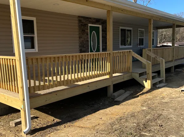 2340 Lansing Edmond Rd, Edmond, WV 25837