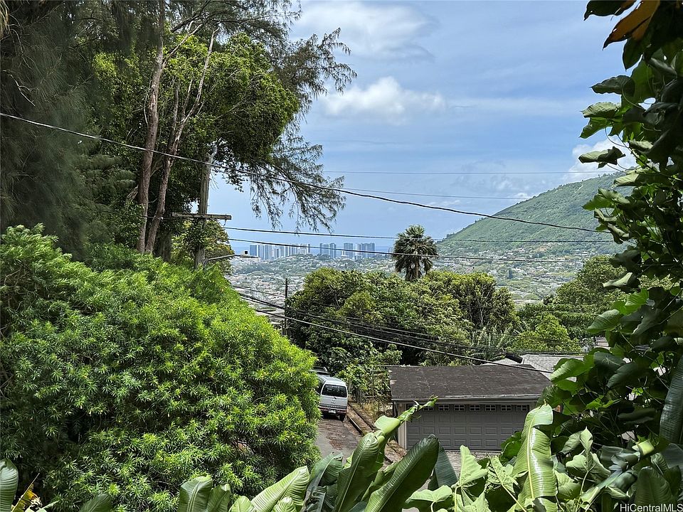2nd image of 3211 Melemele Pl