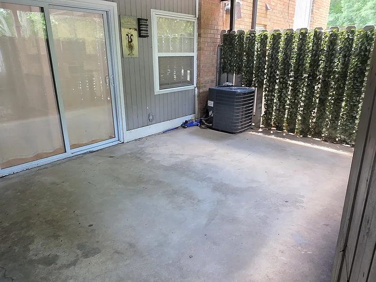 325 Winding River Dr #E — Photo 18