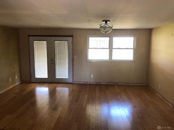5th image of 7151 Mauford Dr