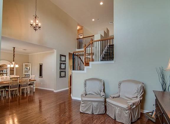 3rd image of 1780 Lake Forest Dr