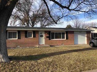 1905 Cedarberry Rd, North Platte, NE 69101