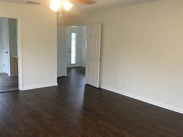 157 N Lake Cunningham Ave — Photo 11