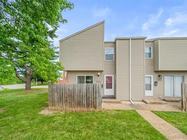 11231 Calico Dr, Kansas City, MO 64137