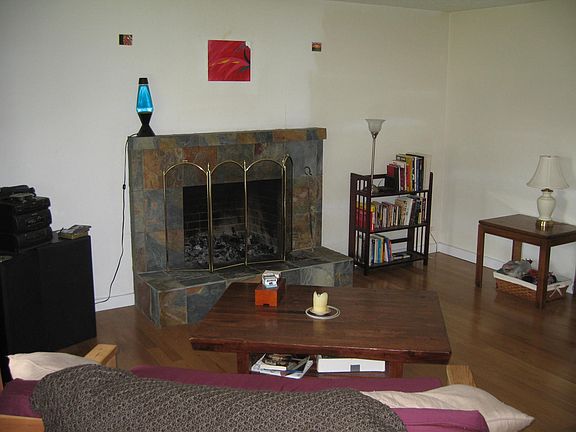 Living rm Fireplace