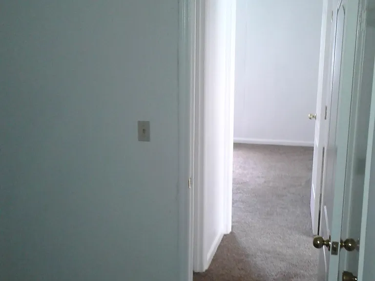 150 Mayhew Rd #D7 — Photo 9