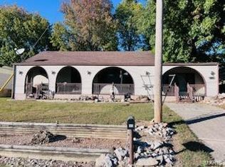 1413 W Main St, Vandalia, IL 62471