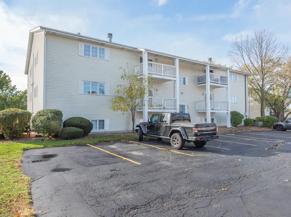 3260 Parkwild Dr APT 3D, Bettendorf, IA 52722