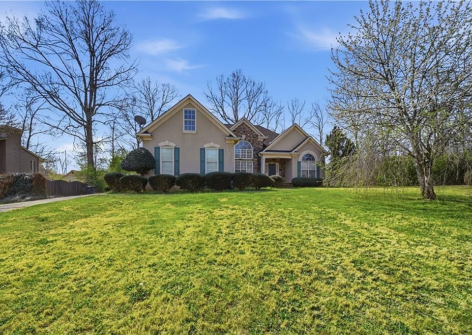 1st image of 2333 Ettas Cir SE