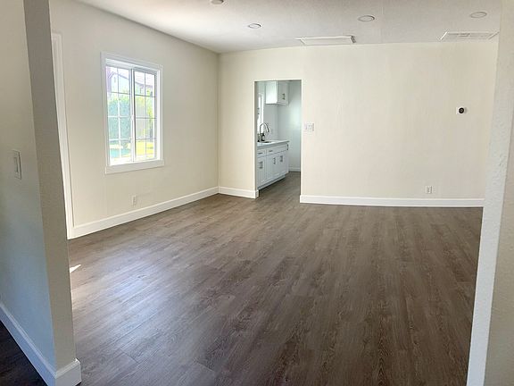 3rd image of 7015 De Celis Pl #1