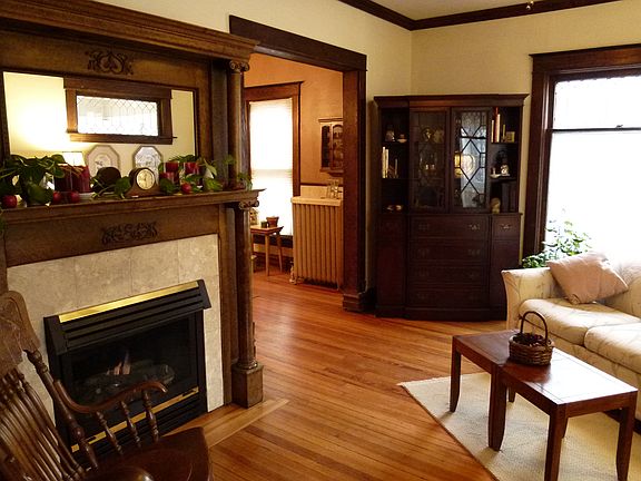 2nd image of 1026 Clinton Ave