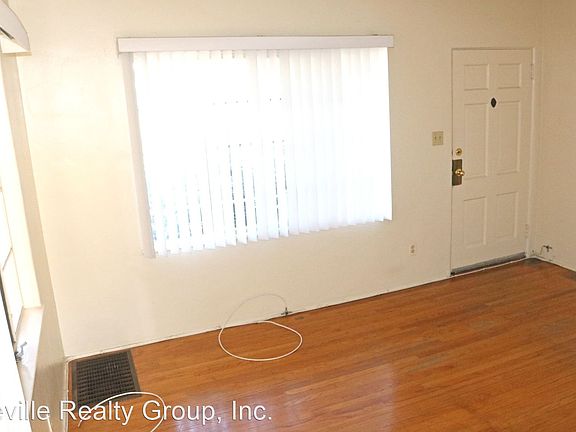 2nd image of 4479 Euclid Ave