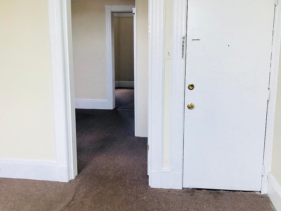 1st image of 902 West St APT 4L
