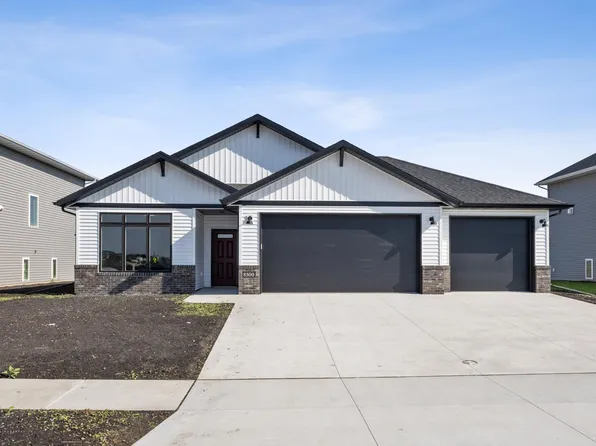 8500 61st St S, Horace, ND 58047