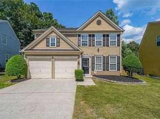 150 Wallnut Hall Cir, Woodstock, GA 30189