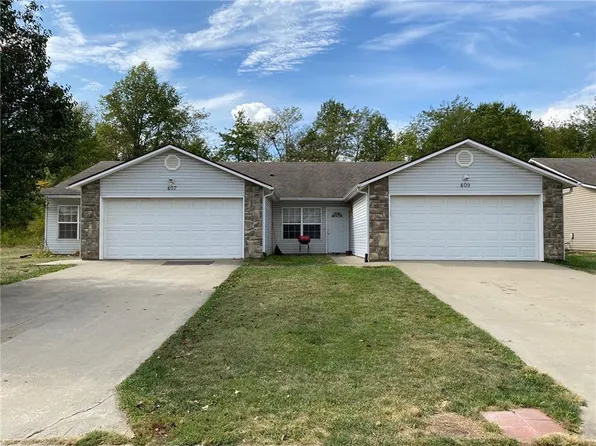 407/409 Elliott Ln, Knob Noster, MO 65336