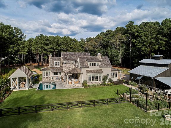 4th image of 2269 New Gray Rock Rd