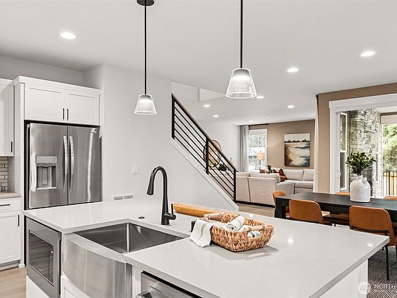 2nd image of 18008 SE 250th Place #8